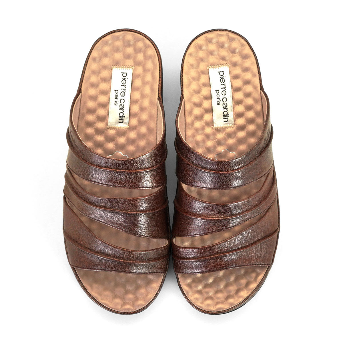 Pierre Cardin รองเท้าผู้หญิง รองเท้าแตะ รองเท้าแตะส้นแบน นุ่มสบาย ผลิตจากหนังแท้ สีน้ำตาล รุ่น22SS254