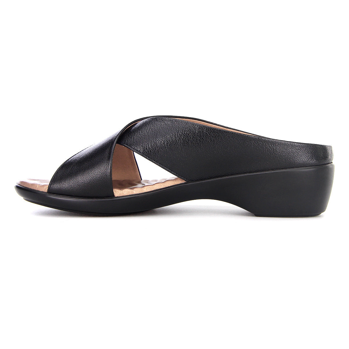 Pierre Cardin รองเท้าผู้หญิง ลำลอง ส้นแบน นุ่มสบาย ผลิตจากหนังแท้ สีดำ รุ่น 24WS362