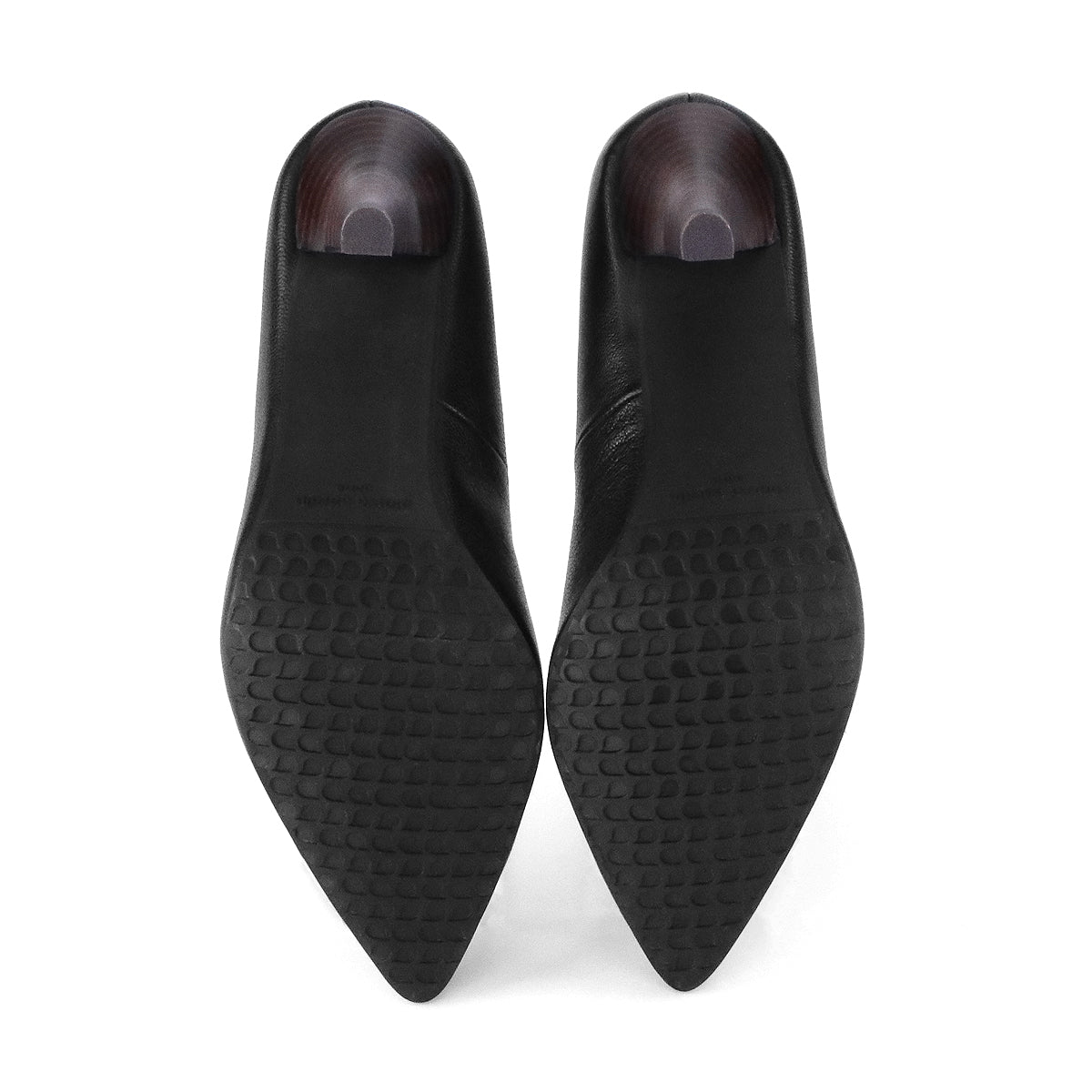 รองเท้าส้นสูงผู้หญิง Pierre Cardin รองเท้าคัทชูหนังแท้ ดีไซน์เรียบหรู เสริมบุคลิก รุ่น 26WD415