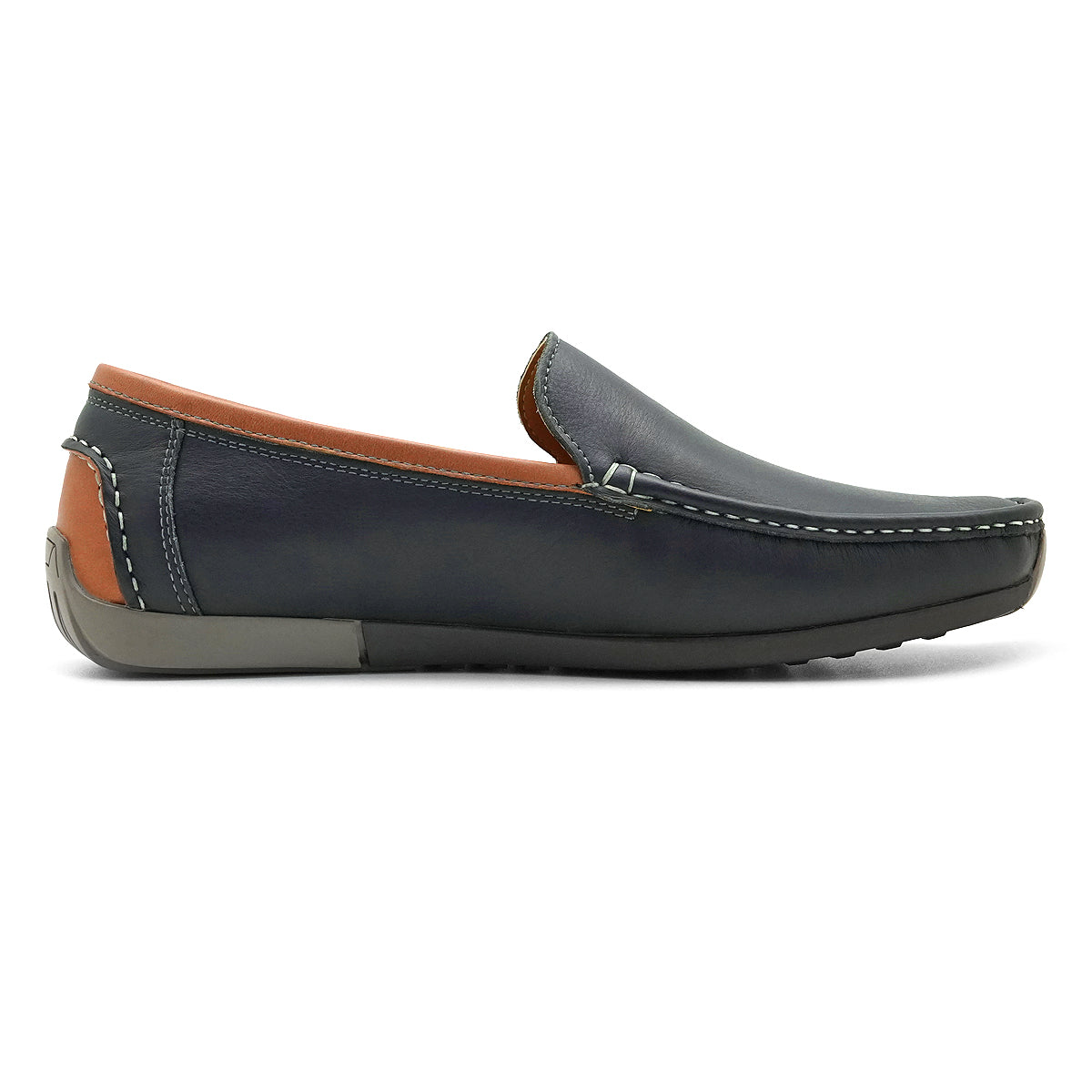 รองเท้าโลฟเฟอร์ผู้ชาย Pierre Cardin รองเท้าหนังแท้ สไตล์คลาสสิก นุ่มสบาย รุ่น 71EC140