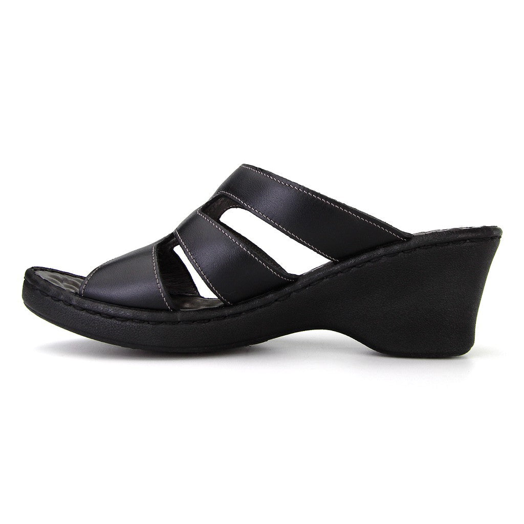 Pierre Cardin Woman Massage Sandals - 23WS694