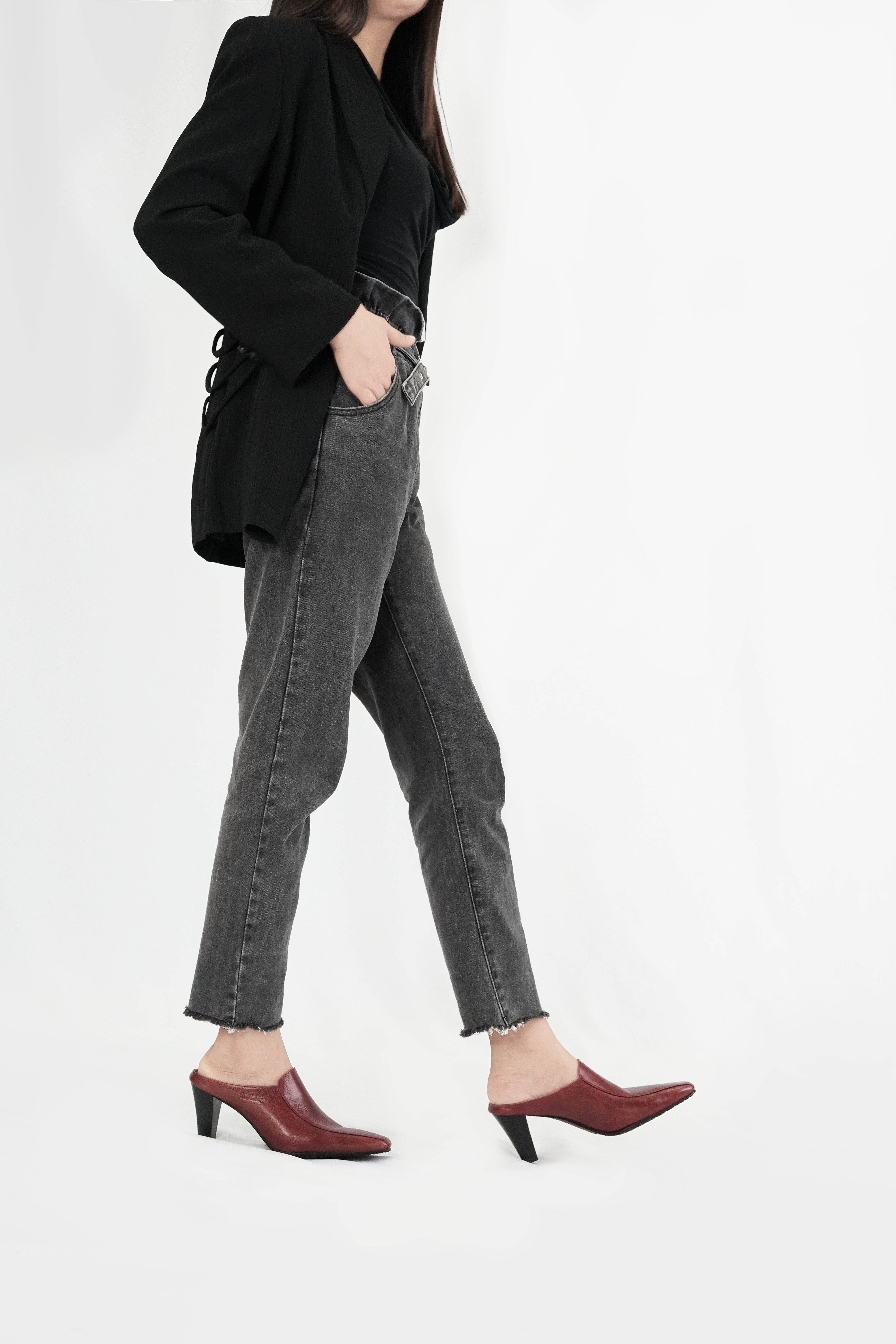 Pierre Cardin มิวส์ส้นสูงสีแดง รุ่น 23SC302