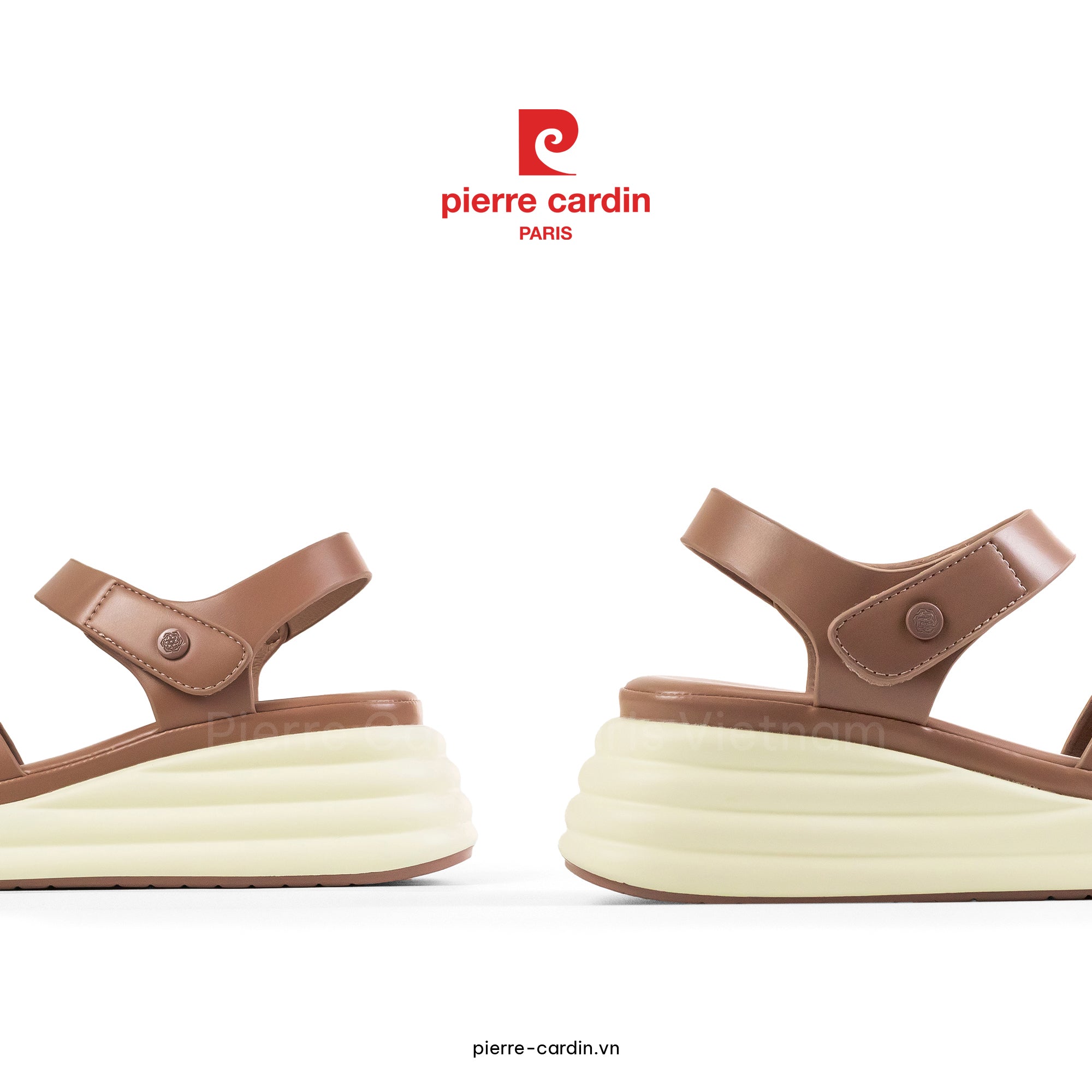 รองเท้าแตะส้นสูง Comfort Pierre Cardin - PCWFWSH 256 (+5cm)