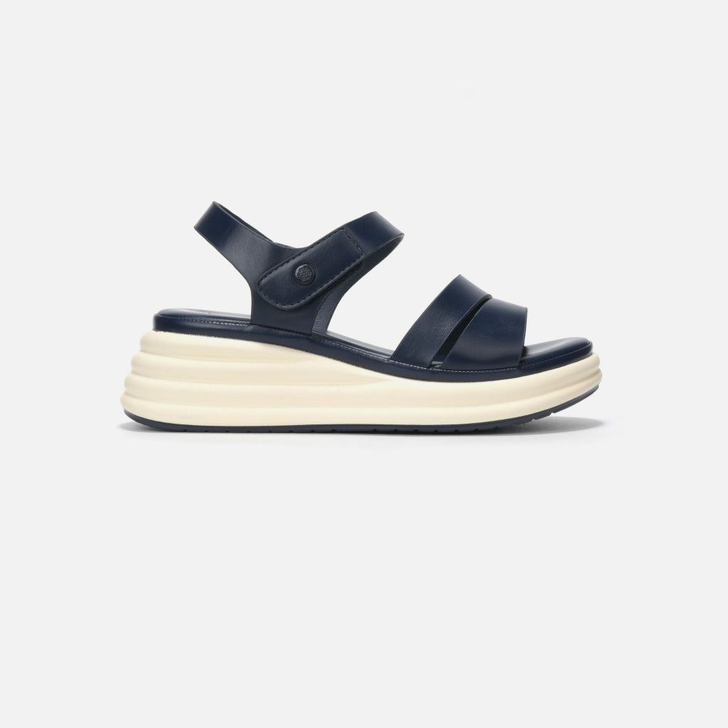 รองเท้าแซนดัลผู้หญิง Pierre Cardin หนังนุ่ม สายรัดหลังแฟชั่น ส้นสูง 5 ซม. เบาและสบาย รุ่น 256