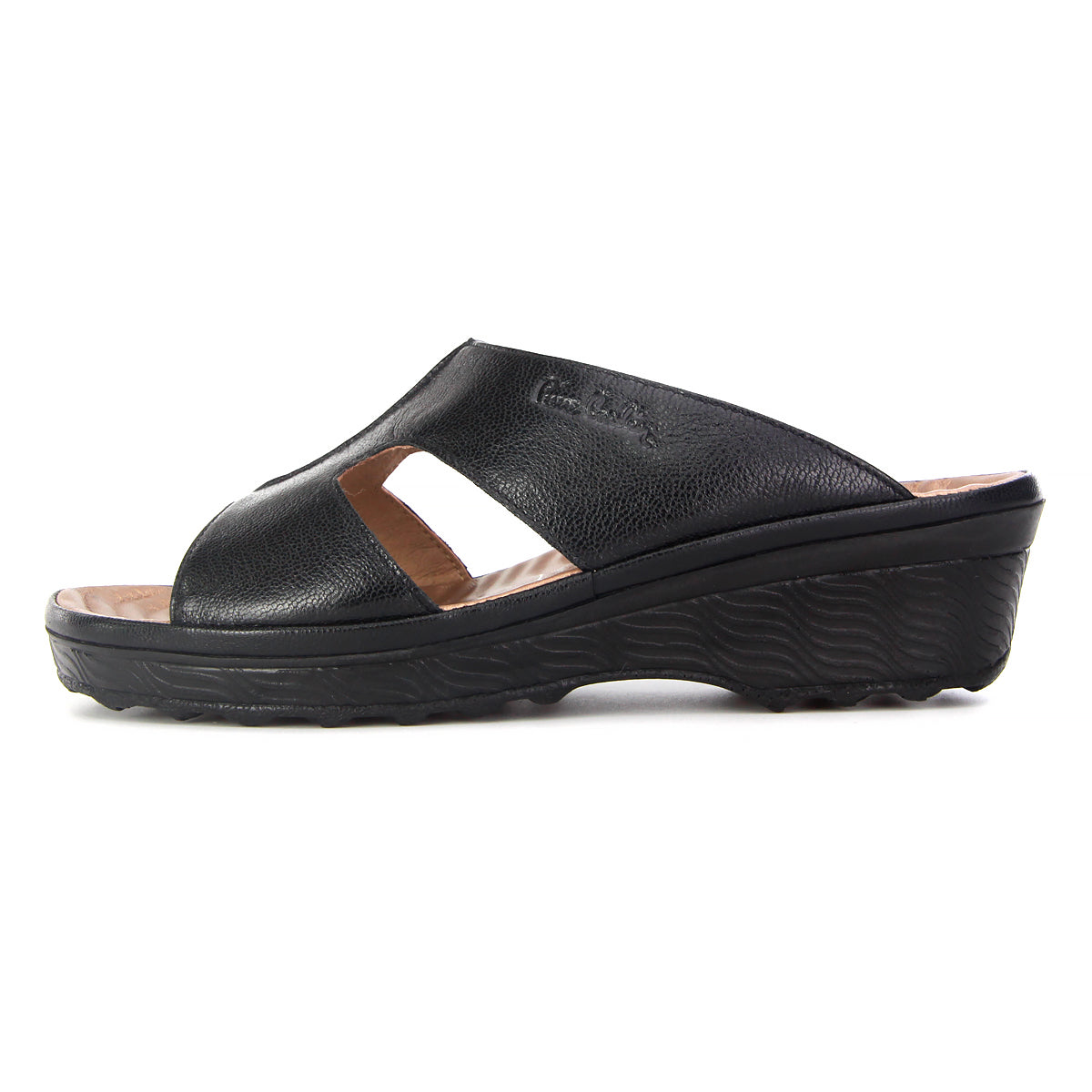 Pierre Cardin รองเท้าแตะผู้หญิง หนังแท้ นุ่มสบาย ทรงสวม/มีหู สี น้ำตาลอ่อน รุ่น 21SS244