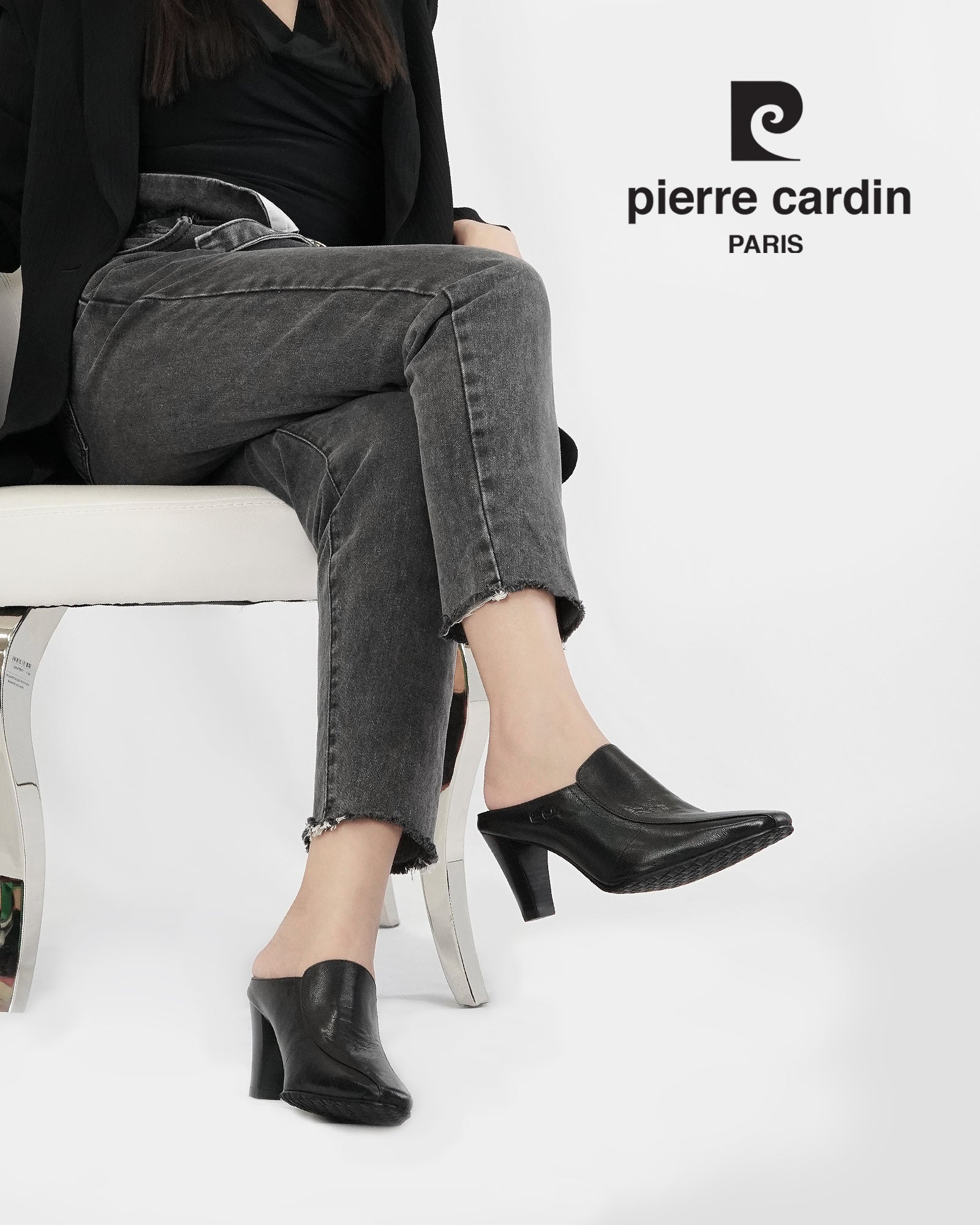 Pierre Cardin มิวส์ส้นสูงสีแดง รุ่น 23SC302
