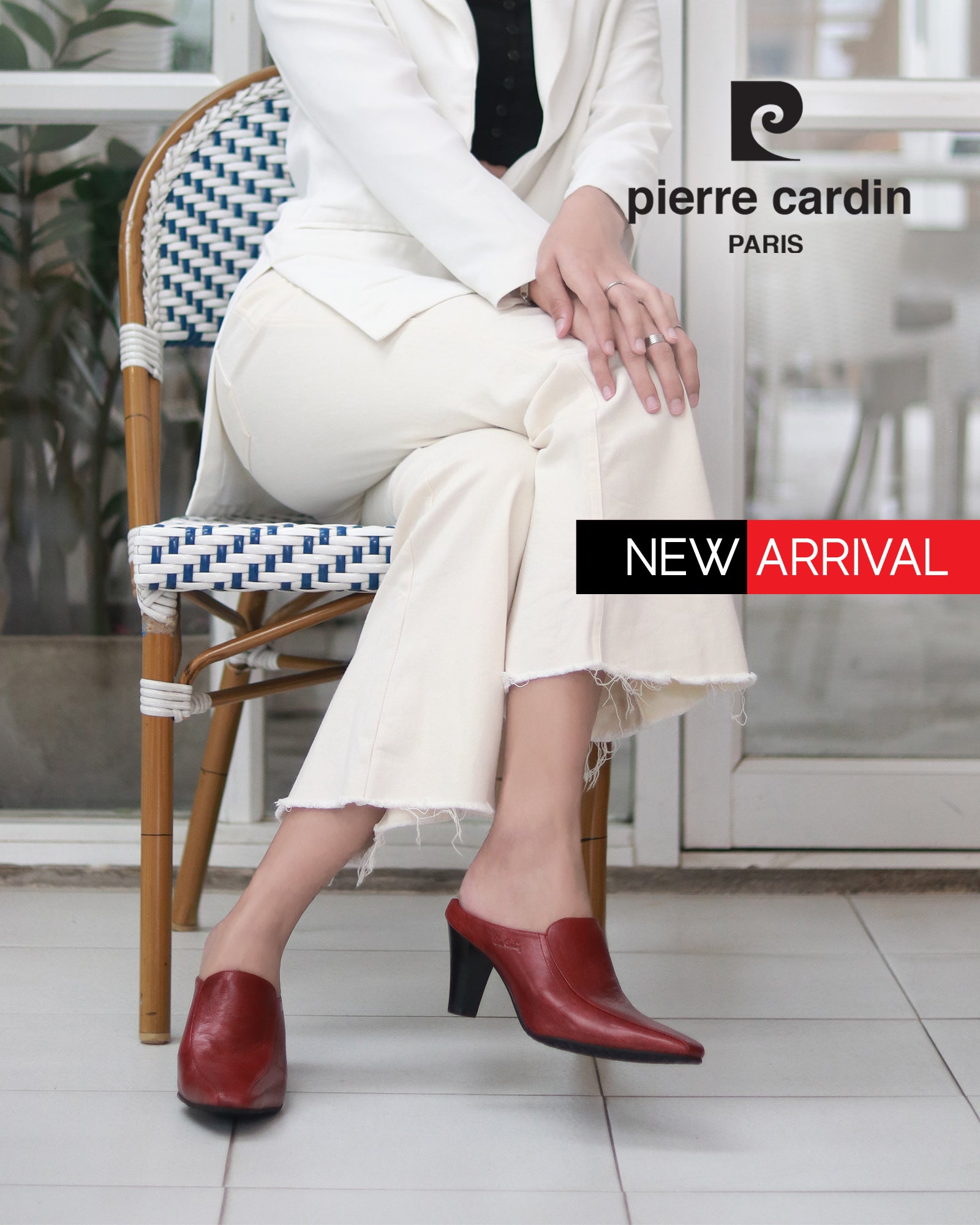 Pierre Cardin มิวส์ส้นสูงสีแดง รุ่น 23SC302