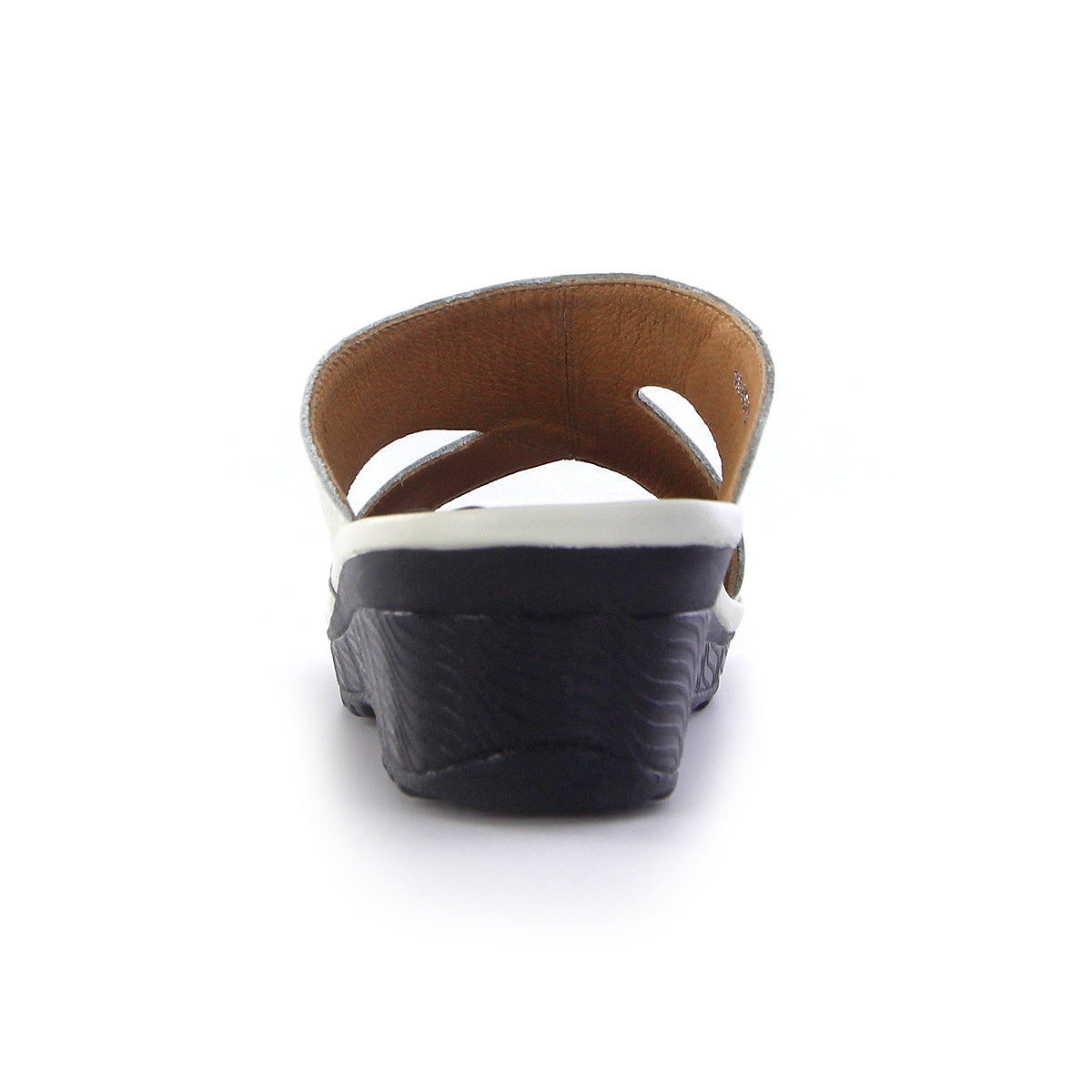 Pierre Cardin รองเท้าแตะผู้หญิง หนังแท้ นุ่มสบาย ทรงสวม/มีหู สีขาว รุ่น 26SS409