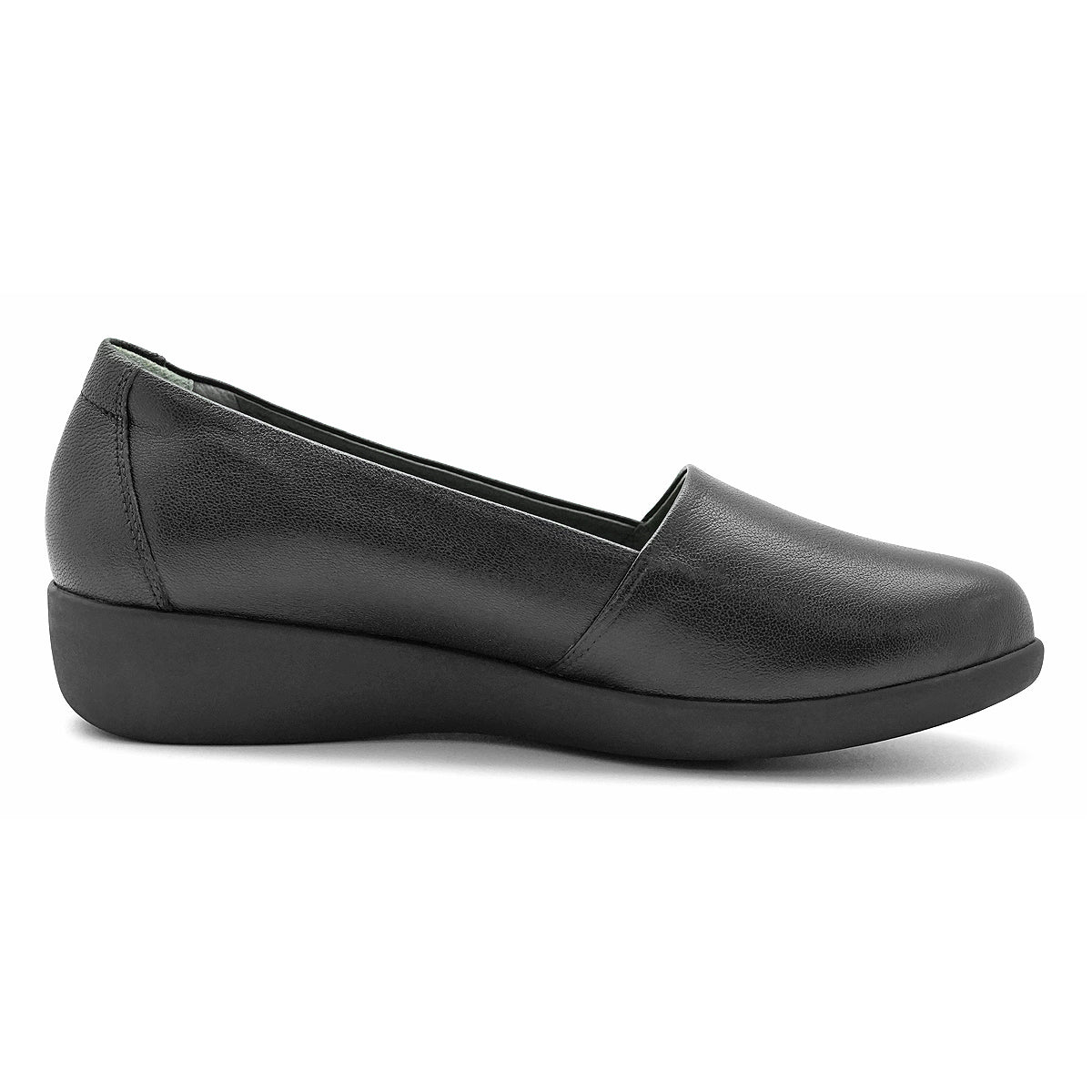 Pierre Cardin รองเท้าผู้คัทชูหญิง ส้นแบน นุ่มสบาย ผลิตจากหนังแท้ สีดำ รุ่น 27WC455