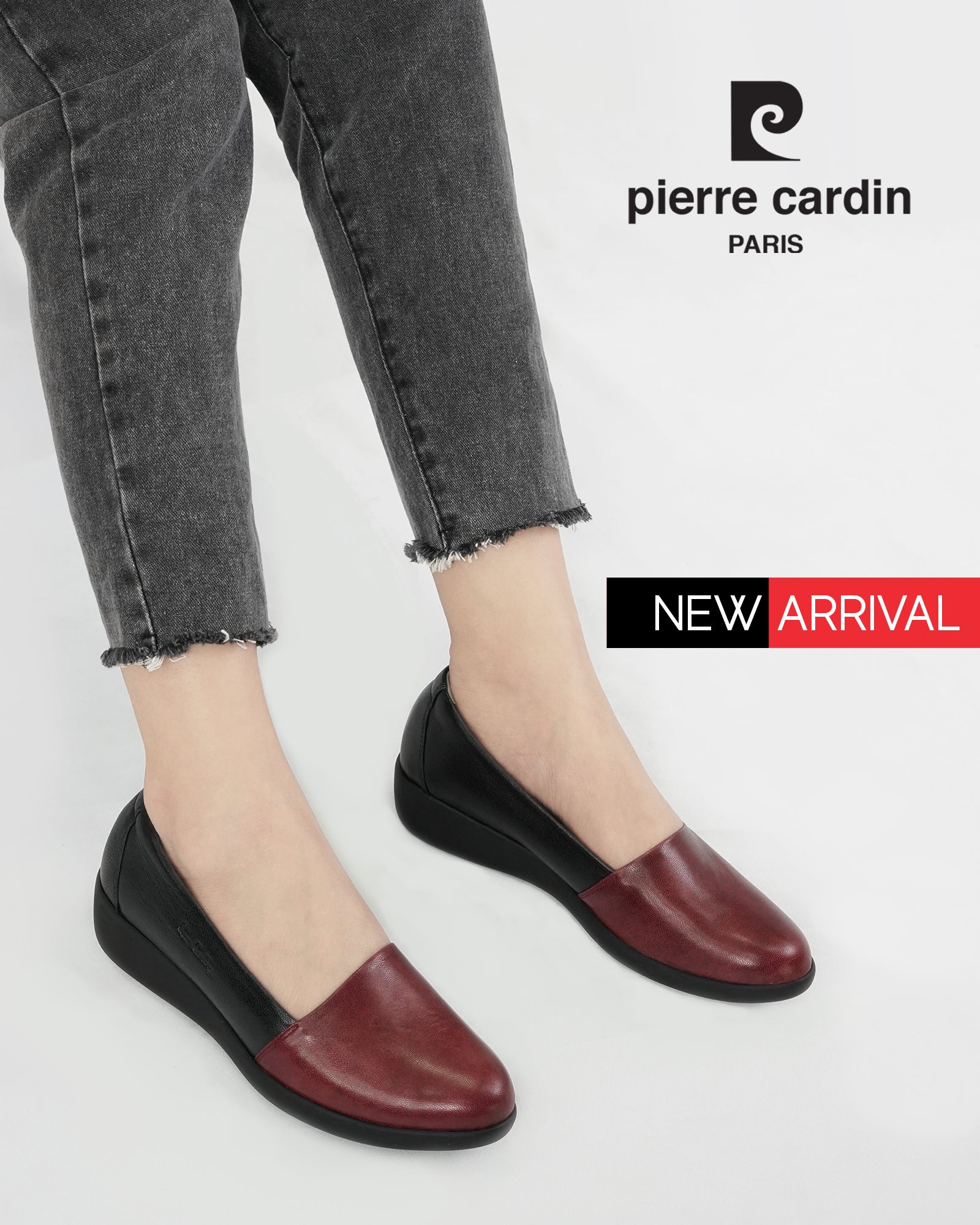 Pierre Cardin รองเท้าผู้คัทชูหญิง ส้นแบน นุ่มสบาย ผลิตจากหนังแท้ สีดำ รุ่น 27WC455