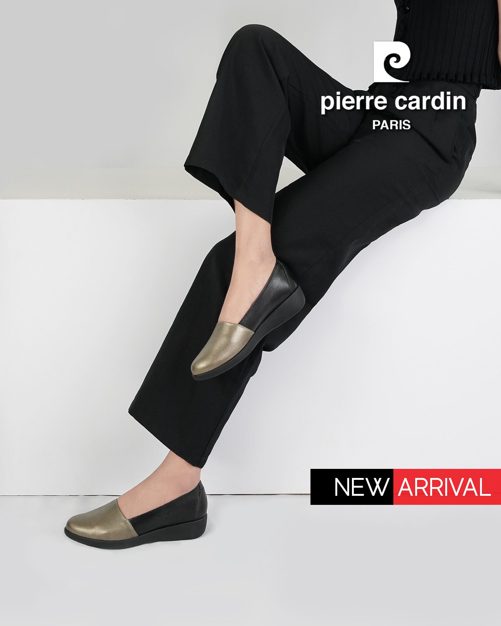 Pierre Cardin รองเท้าผู้คัทชูหญิง ส้นแบน นุ่มสบาย ผลิตจากหนังแท้ สีดำ รุ่น 27WC455