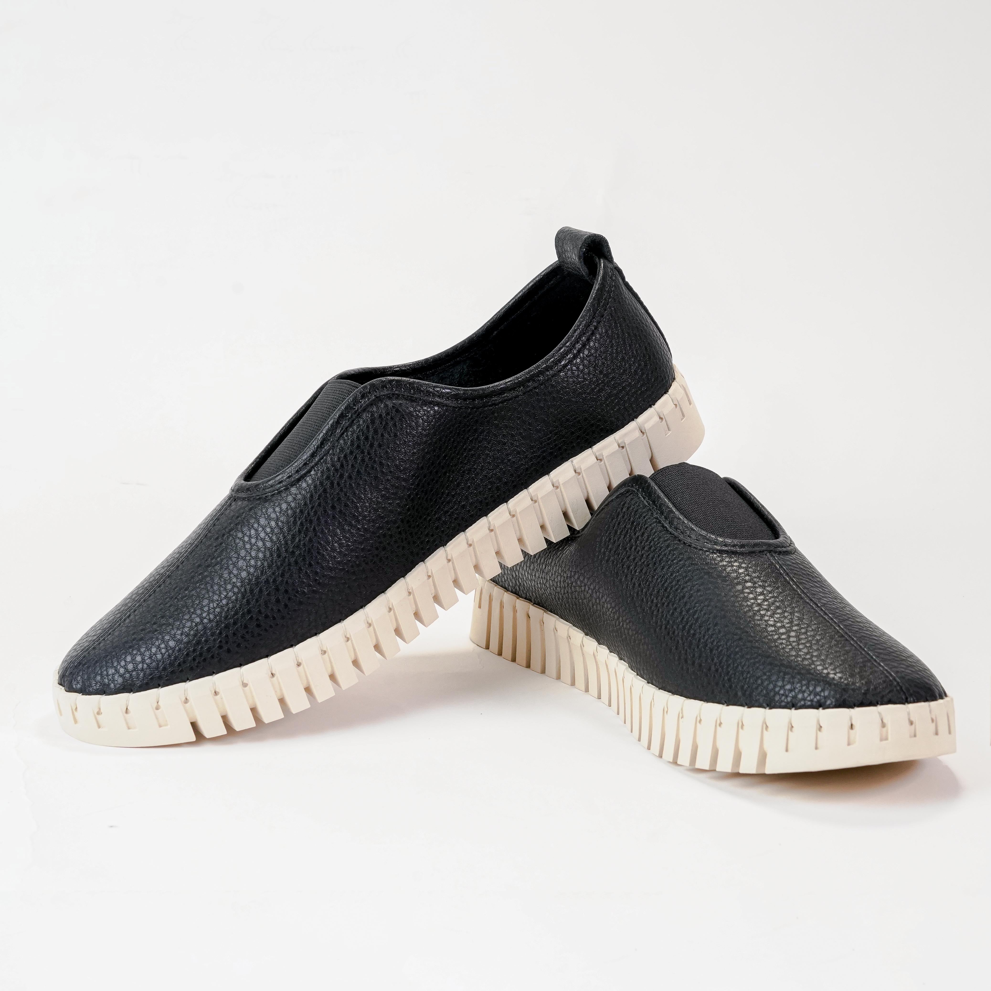รองเท้า Slip-on ผู้หญิง Pierre Cardin หนังสังเคราะห์ลายเกรน น้ำหนักเบา พื้นกันลื่น ใส่สบาย สไตล์โมเดิร์น – Women Shoes 55VD183