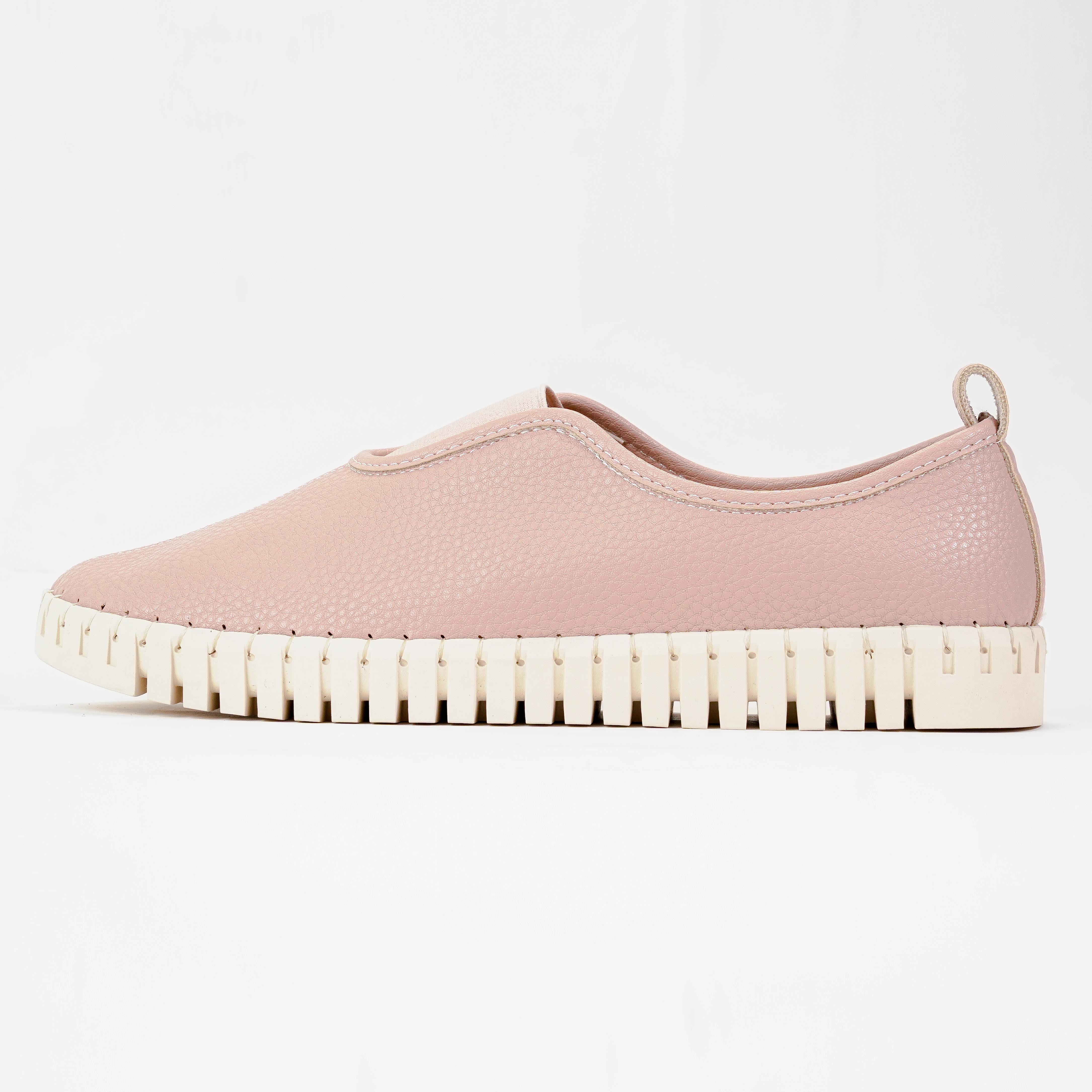 รองเท้า Slip-on ผู้หญิง Pierre Cardin หนังสังเคราะห์ลายเกรน น้ำหนักเบา พื้นกันลื่น ใส่สบาย สไตล์โมเดิร์น – Women Shoes 55VD183