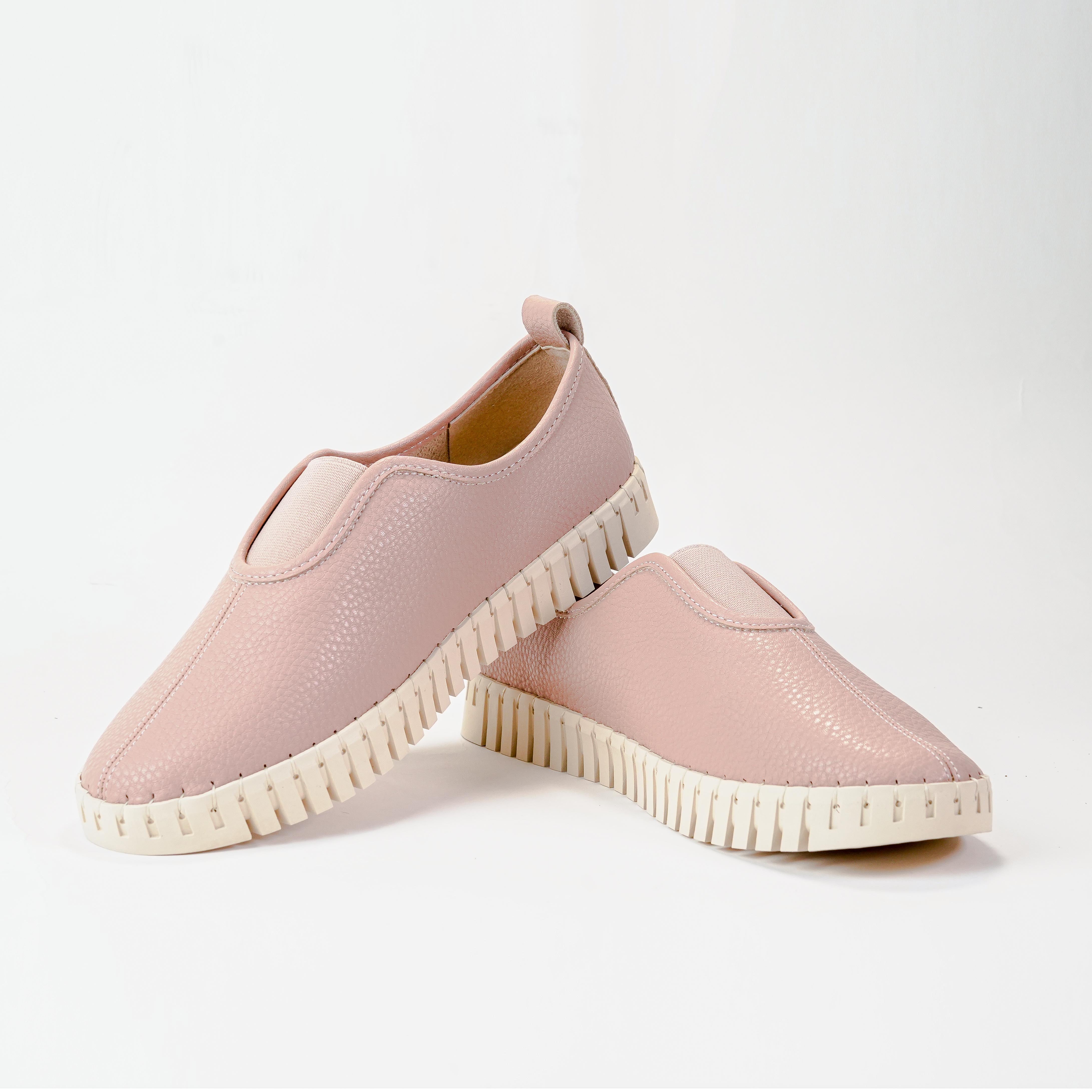 รองเท้า Slip-on ผู้หญิง Pierre Cardin หนังสังเคราะห์ลายเกรน น้ำหนักเบา พื้นกันลื่น ใส่สบาย สไตล์โมเดิร์น – Women Shoes 55VD183