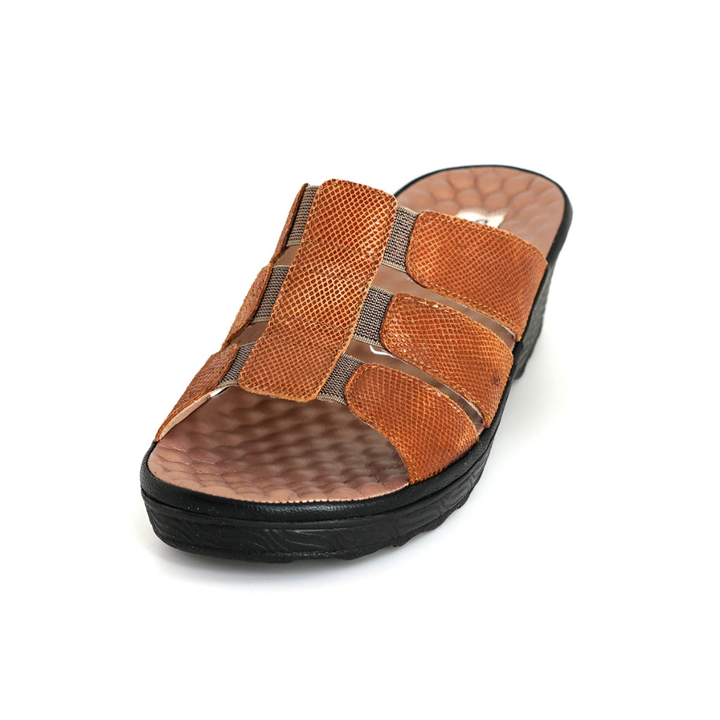 [Size 36 - 42] รองเท้าแตะสตรี Pierre Cardin แบบสวม พื้นนิ่ม ใส่สบาย สีทองแดง ทรงสวย น้ำหนักเบา - 21SS246