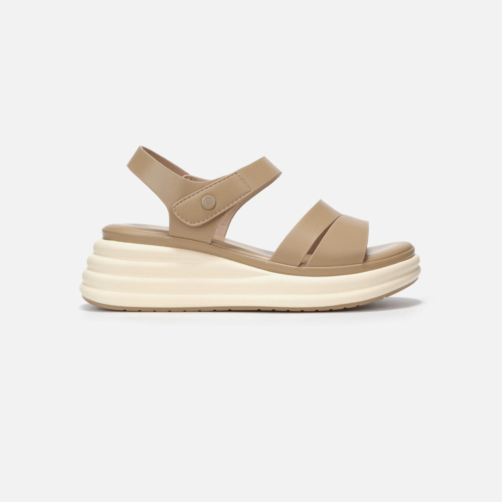 รองเท้าแซนดัลผู้หญิง Pierre Cardin หนังนุ่ม สายรัดหลังแฟชั่น ส้นสูง 5 ซม. เบาและสบาย รุ่น 256